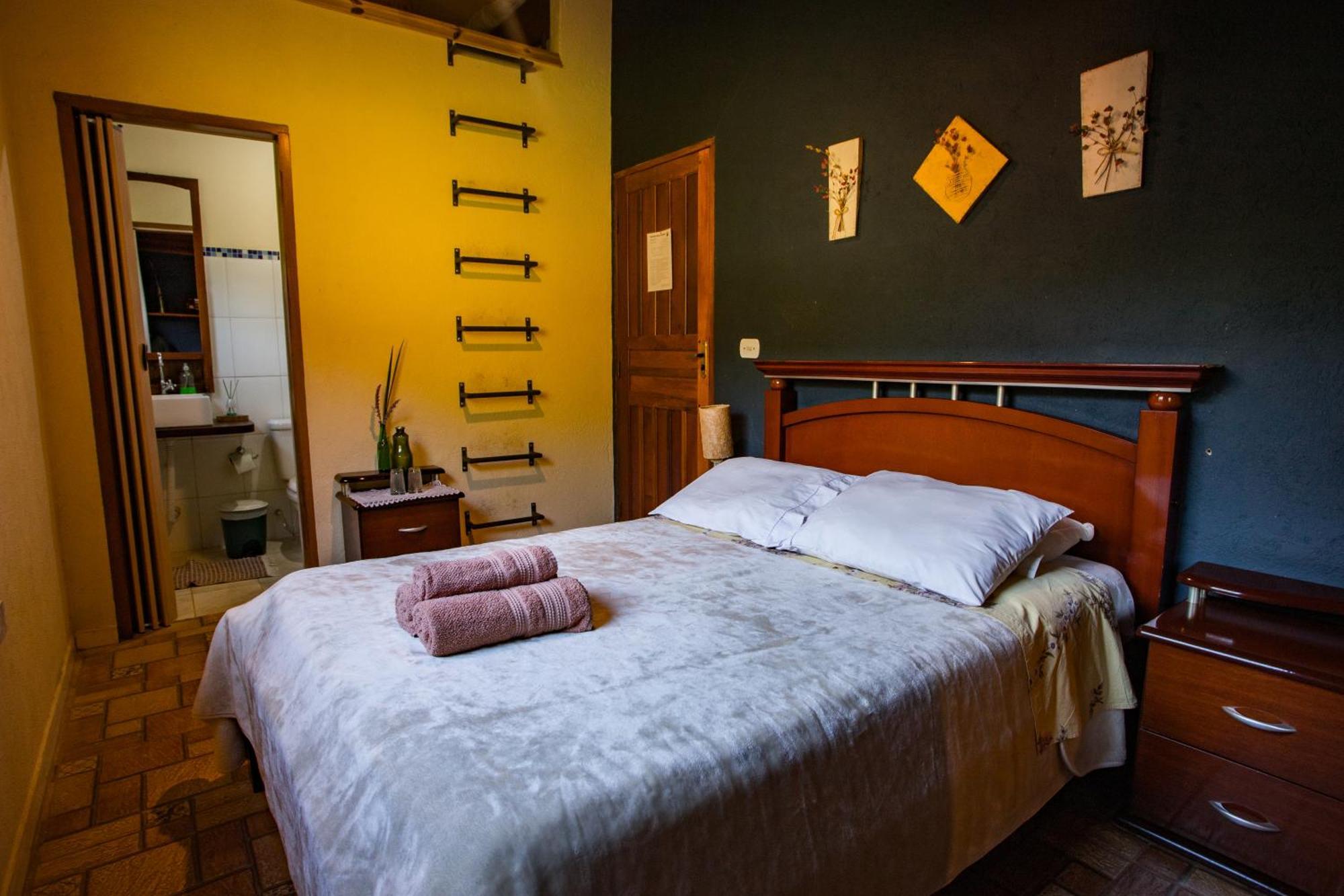 Hospedaria Vida Na Roca Sao Bento do Sapucai Δωμάτιο φωτογραφία